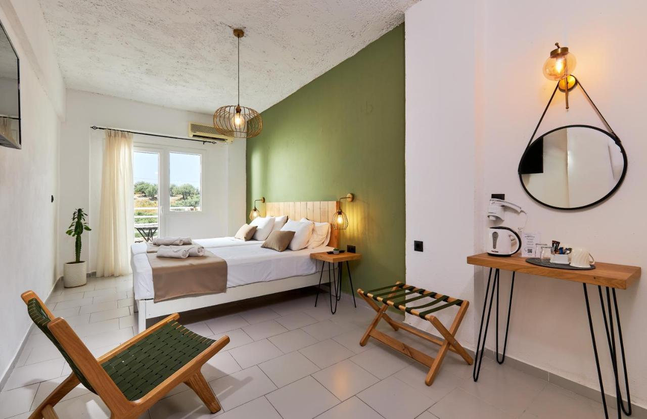 Charm Hotel, Hotel