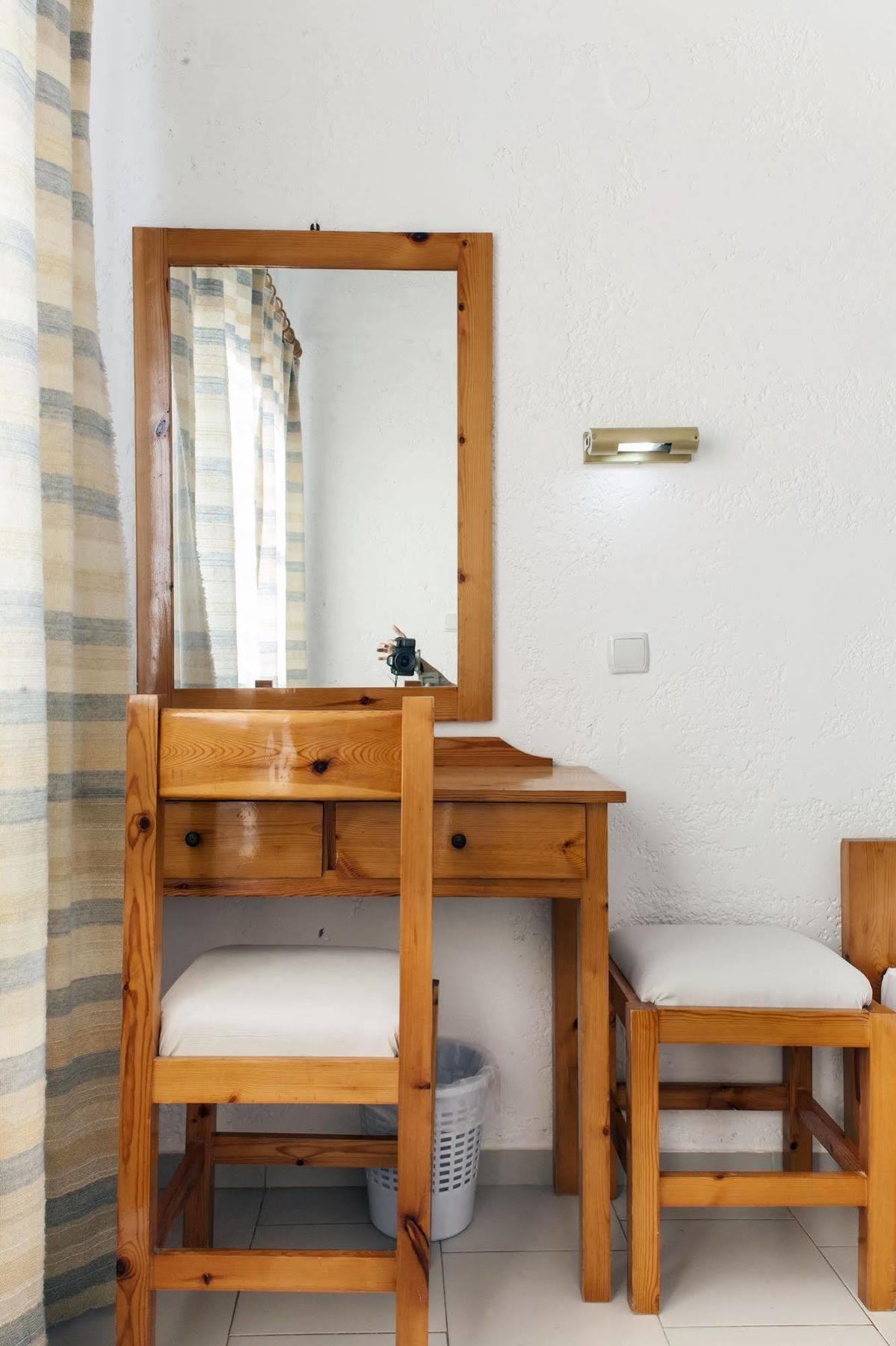 Charm Hotel,